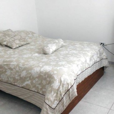 Cabaña para 4 personas, con cama matrimonial - Complejo Las Lengas - Lago Posadas, Santa Cruz