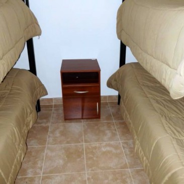 Cabaña con 4 camas individuales - Complejo Las Lengas - Lago Posadas, Santa Cruz