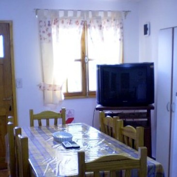 Complejo Las Lengas - Cabañas y Multirubro - Lago Posadas - Santa Cruz